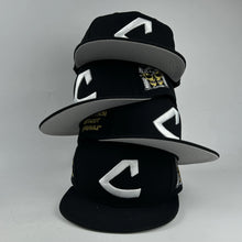Cargar imagen en el visor de la galería, “NO STRUGGLE, NO CROWN” CHAMBERS CAP
