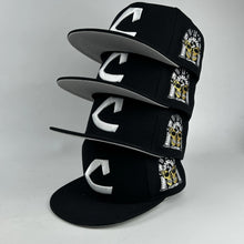 Cargar imagen en el visor de la galería, “NO STRUGGLE, NO CROWN” CHAMBERS CAP
